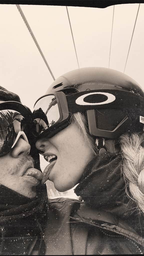 のインスタグラム：「Hope you had a great Valentines Day ❤️!!  #datingadvice #dating」