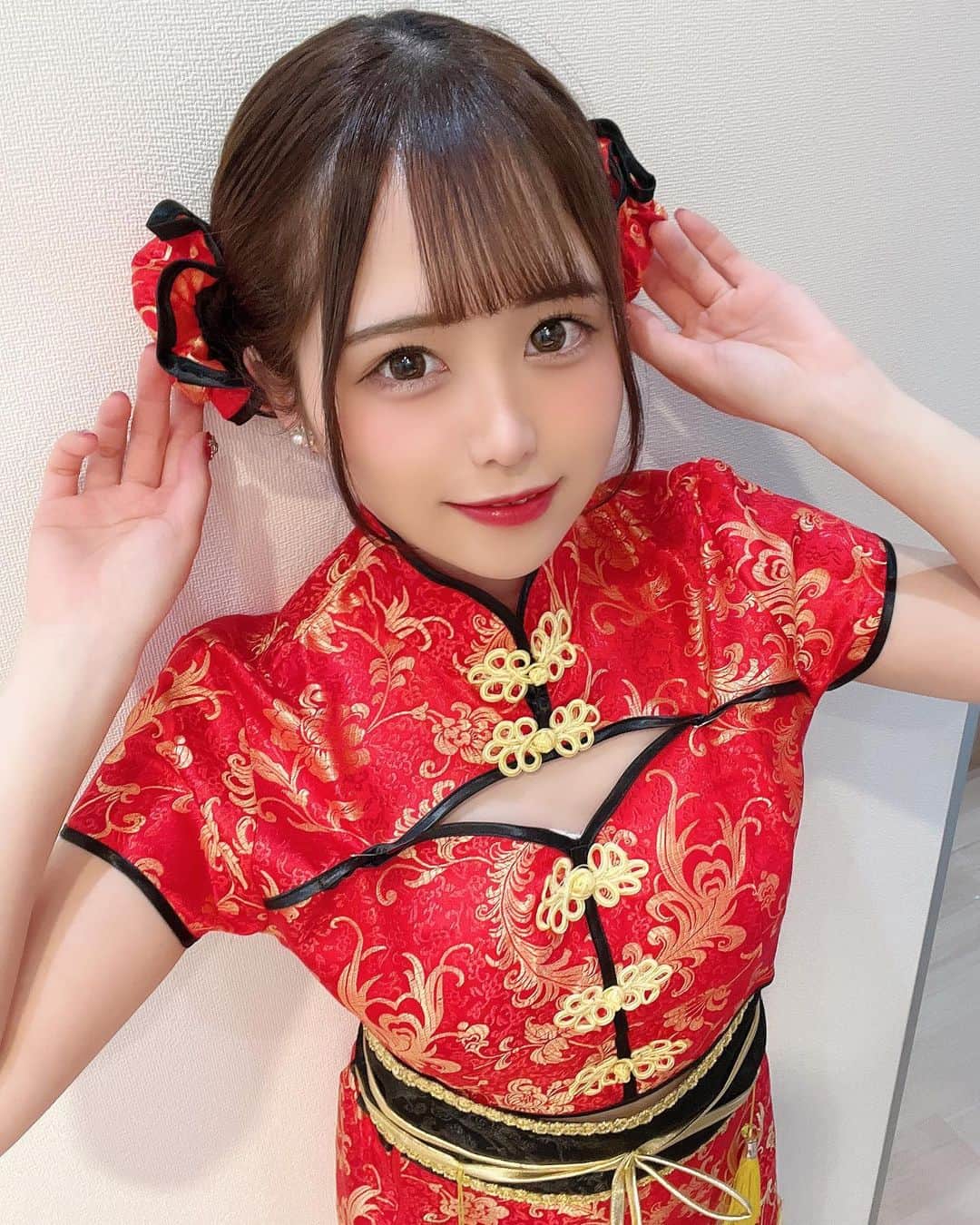 チャイナドレス 巨乳 
