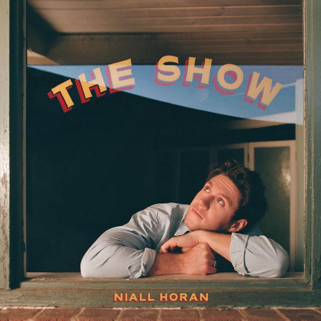 ナイル・ホーランのインスタグラム：「I couldn’t possibly be more happy to tell you that my new album ‘The Show’ will be released on June 9th. You can pre-order it now from the link in my bio  This album is a piece of work I’m so proud of and now it’s time to pass it over to you to go and make it your own. Thank you so much for being there for me all this time and I can’t wait to share the next couple of years of this new era with you. I’ve missed you all so much. It’s good to be back   Welcome to ‘The Show’」