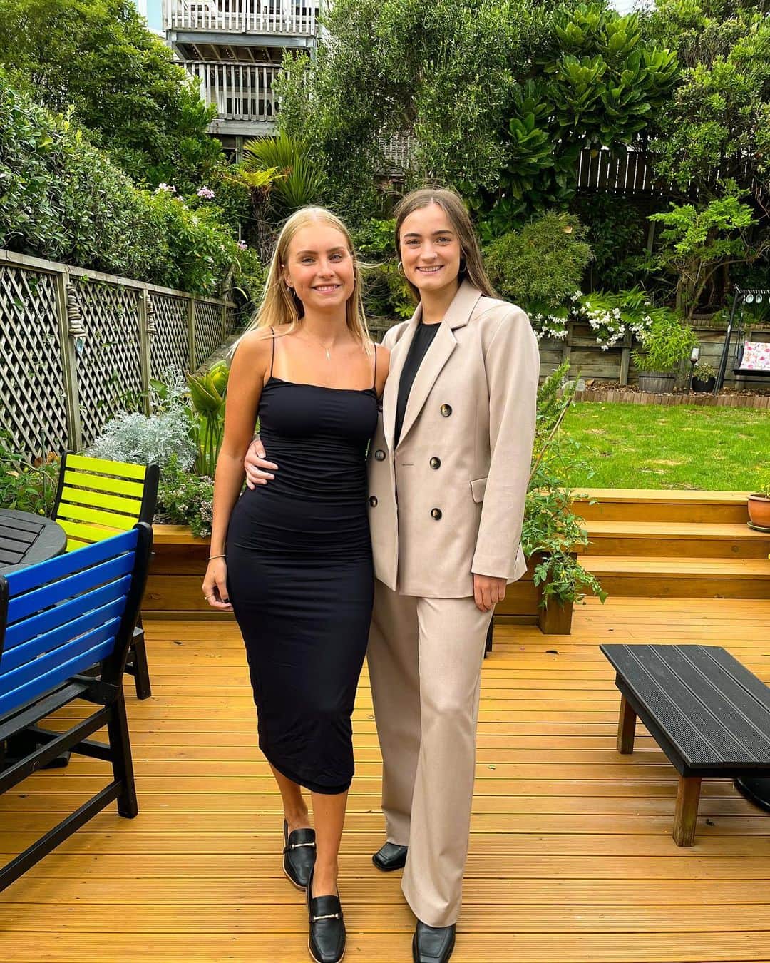 Phoebe Edwardsのインスタグラム：「Entering my business woman era for ✨25✨」