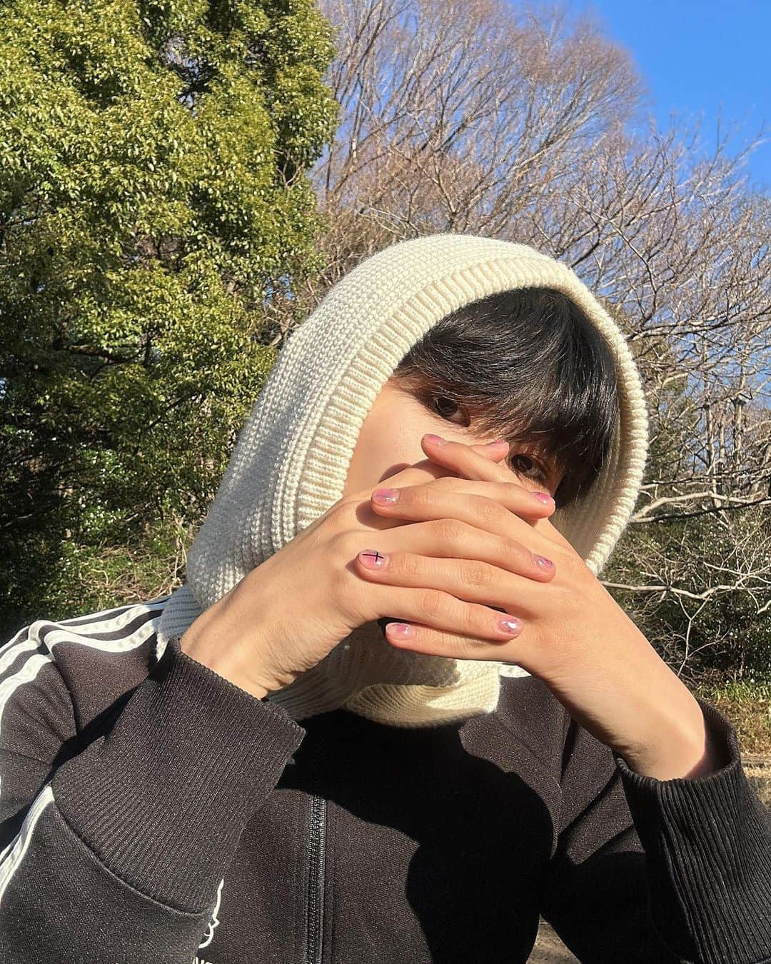 鈴木志音さんのインスタグラム写真 - (鈴木志音Instagram)「少しずつだけど暖かくなってきたね~！☘️ 公園で日向ぼっこしたい︎︎︎︎︎☺︎︎︎︎✌︎   #おんおん日記」2月17日 16時30分 - shion_supafuru