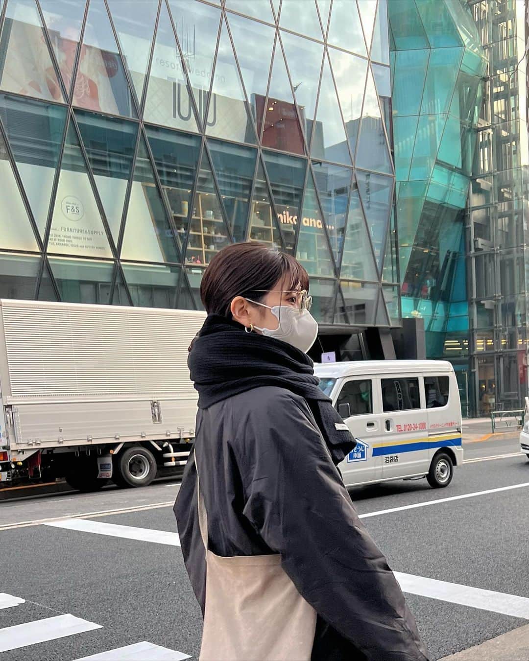 塗木莉緒のインスタグラム：「⚫️⬛️🖤」