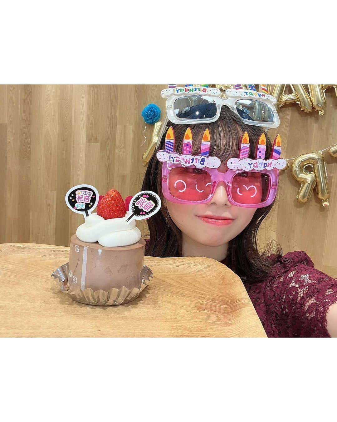 播磨かなさんのインスタグラム写真 - (播磨かなInstagram)「🎂❤︎🎂Thank u🥰 　 2月13日のお誕生日当日に ありがたいことに 皆さんからたくさんお祝いしていただいたのに  まだ祝われたいムードの女参上🫡 　 　 改めまして、 2月13日で21歳になりました！ 播磨かなです☺️  　 21歳の私も宜しくお願いします☺︎ 　  21歳は20歳よりもっと！もっ と！ ♡皆さんと一緒に楽しんでいきたいかな！✨ 播磨かな！ 　　 いつもありがとオリゴ糖です🥰 　  　 　 　 　 　 　 　　  #happybirthday #thankyou  #mybirthday  #birthdaygirl  #birthday #celebration #birthdaycake #anniversary  #21yearsold #fun #photo  #instagram #instagood #instalike #love #happy #smile  #follow #me #followme  #생일 #생일파티 #생일축하해 #좋아요 #팔로우  #誕生日 #21st  ☆ #おめでとう #私 ☆ #播磨かな」2月16日 12時54分 - harima__official