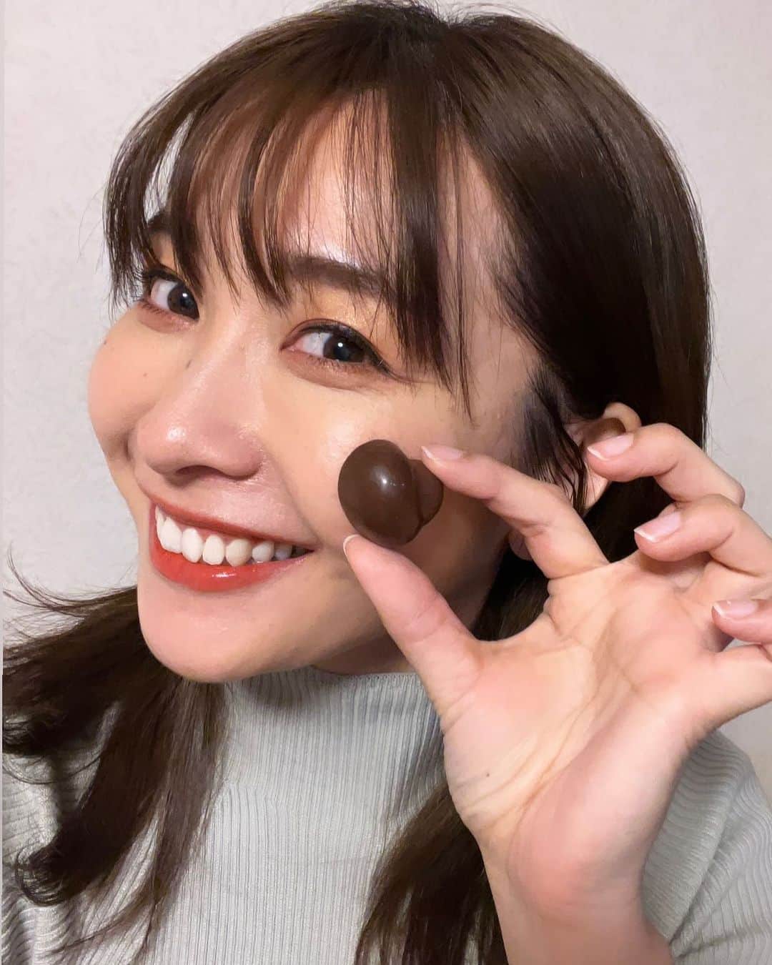 のインスタグラム：「大分出遅れバレンタイン。  #バレンタイン #バレンタイン終わってた #逆チョコほしい #チョコレート大好き」