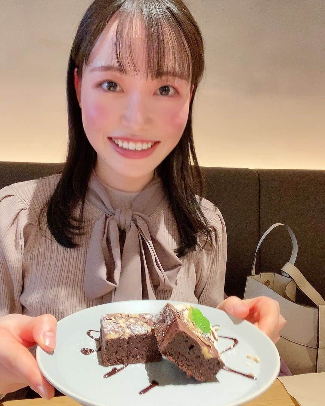 鈴木真由さんのインスタグラム写真 - (鈴木真由Instagram)「みなさんバレンタインはいかがお過ごしでしたか😌💖」2月16日 13時28分 - _suzuki_mayu