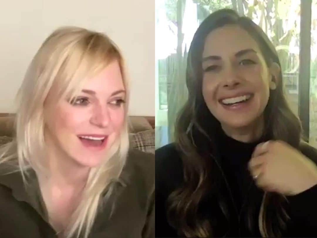 アンナ・ファリスのインスタグラム：「You know this week’s guest from Community, Mad Men, and GLOW… it’s @alisonbrie! @unqualified is available now on Apple Podcasts or wherever you listen!」