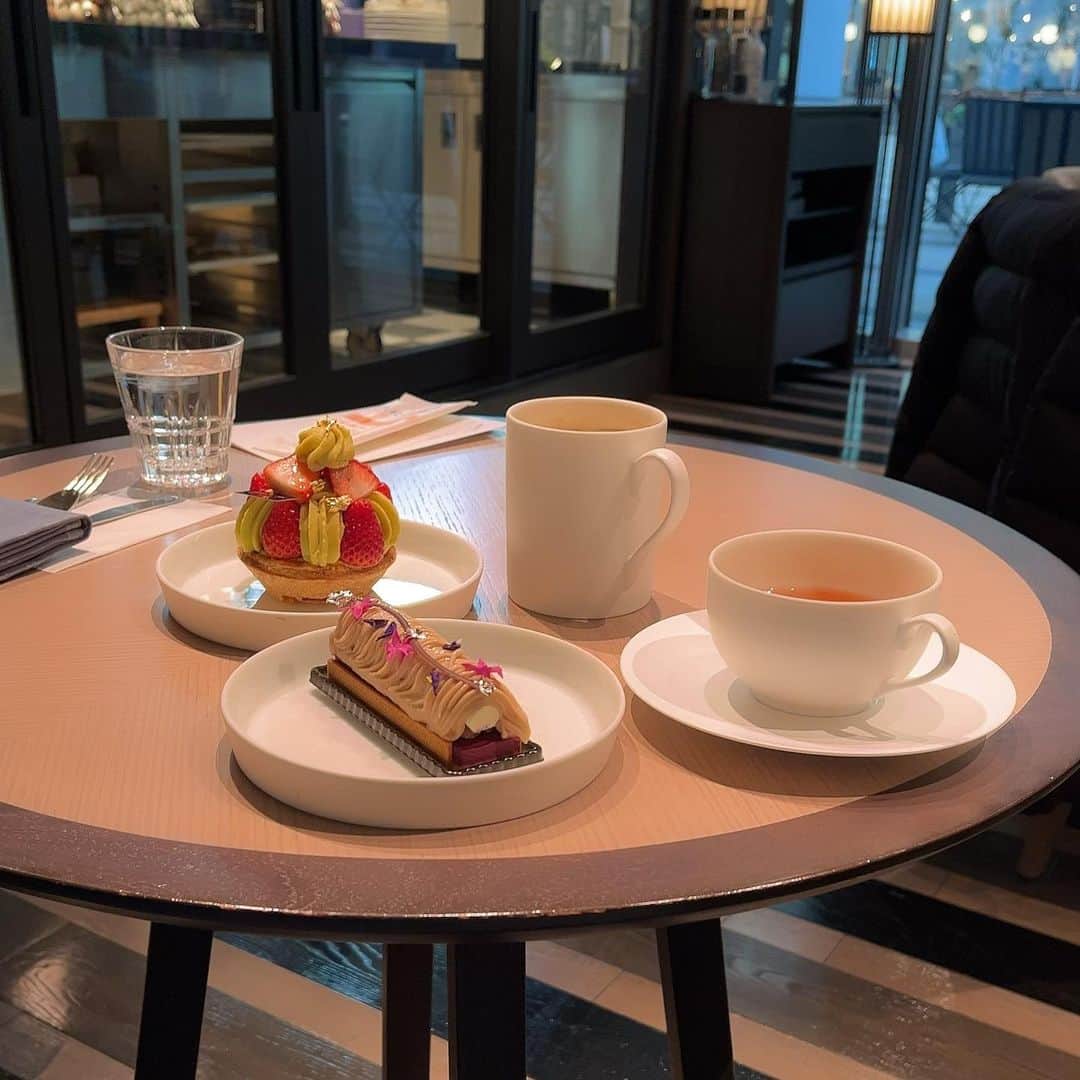 薬丸玲美さんのインスタグラム写真 - (薬丸玲美Instagram)「高校の同級生とTea time🫖」2月17日 3時31分 - remi_yakumaru