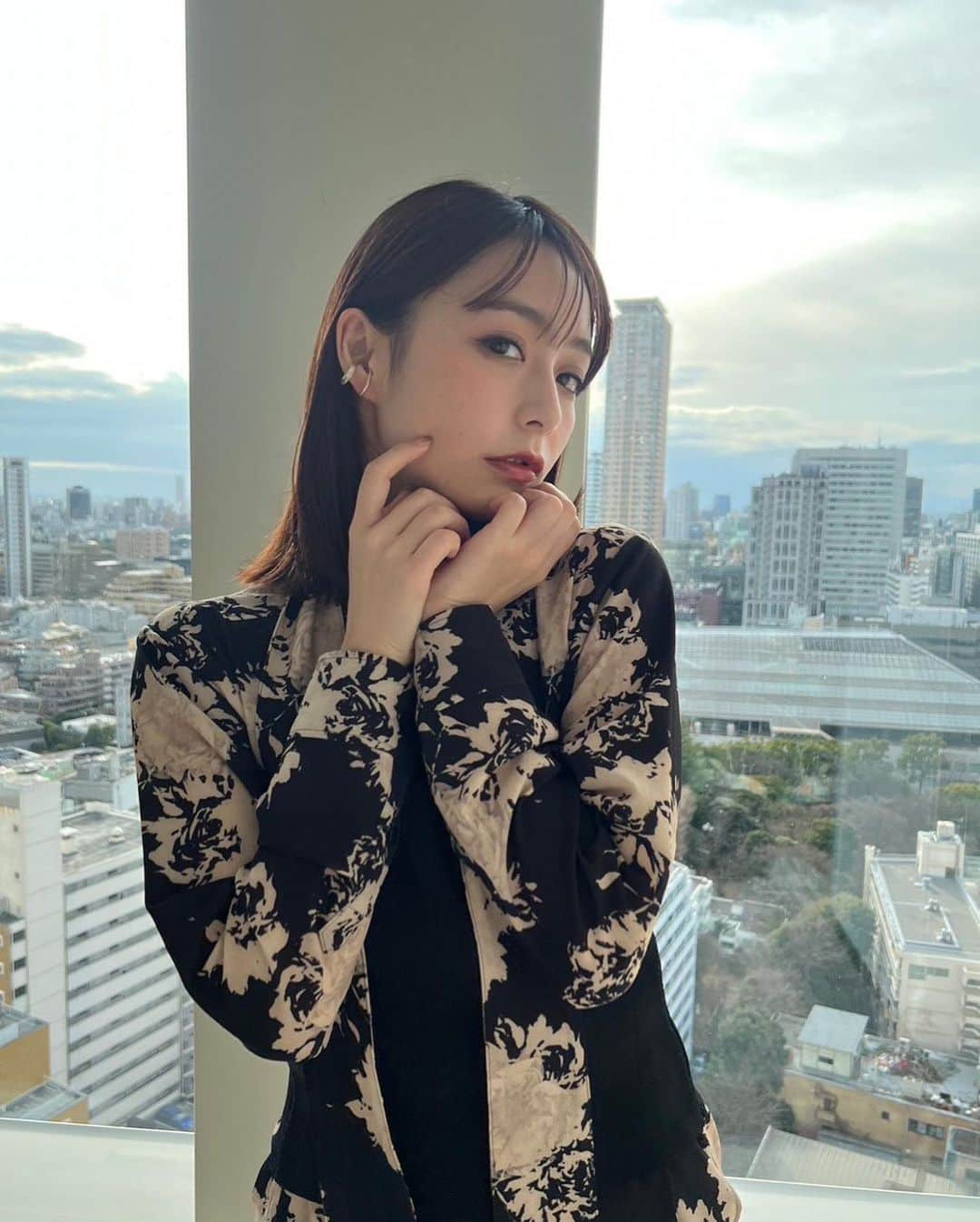 宇垣美里マネージャーさんのインスタグラム写真 - (宇垣美里マネージャーInstagram)「本日配信された WEBメディア「リアルサウンド」にて、作画・梅涼 先生、原作・宮口ジュン先生と『あなたは私におとされたい』の魅力について語っています🌸  皆様是非、チェックしてください🫣💕  そしてそして… 本日21:00〜 ドラマ特区公式インスタ(@dramatokku_mbs )にて最終話直前インスタライブが開催されます✨  さらに、 深夜0時59分から、 MBS(毎日放送) 『あなたは私におとされたい』最終回の放送です🦋  こちらも是非ご覧ください🥰」2月16日 19時17分 - ugakimisato.mg