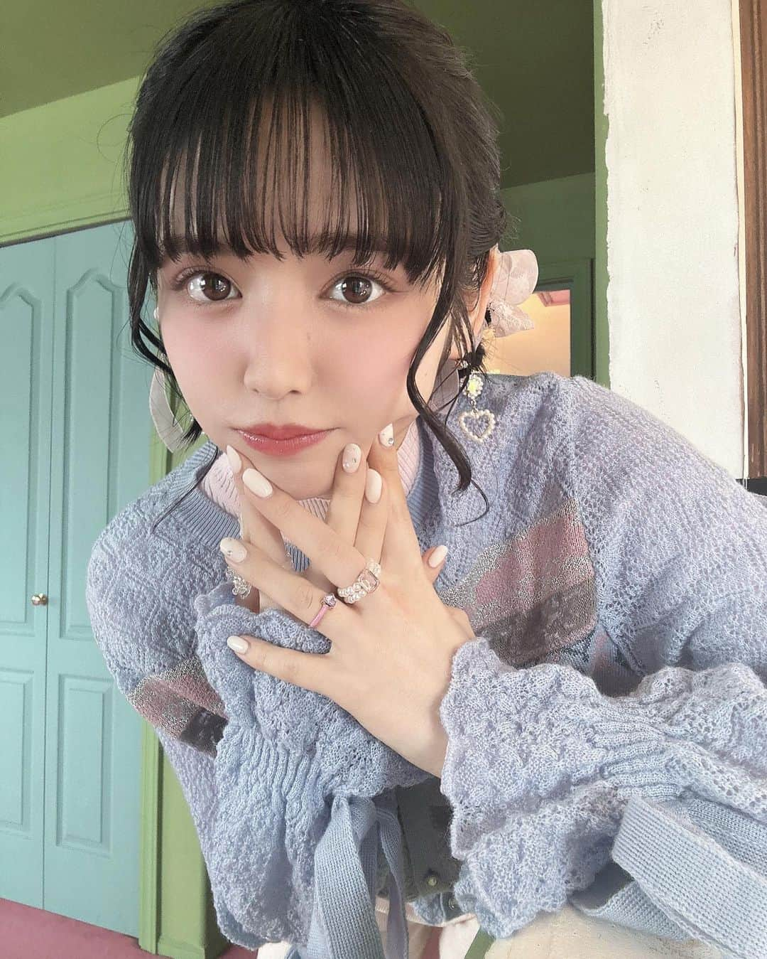 鎮西寿々歌さんのインスタグラム写真 - (鎮西寿々歌Instagram)「ハピチョコのMVで いつか衣装で着たい…！と思っていた #rurumu がこんなにもすぐ着られて嬉しかったんや〜🤍🐰 rurumuのお洋服可愛すぎ😮‍💨  #こんなに幸せでいいのかな」2月16日 19時26分 - tarasuzuka24