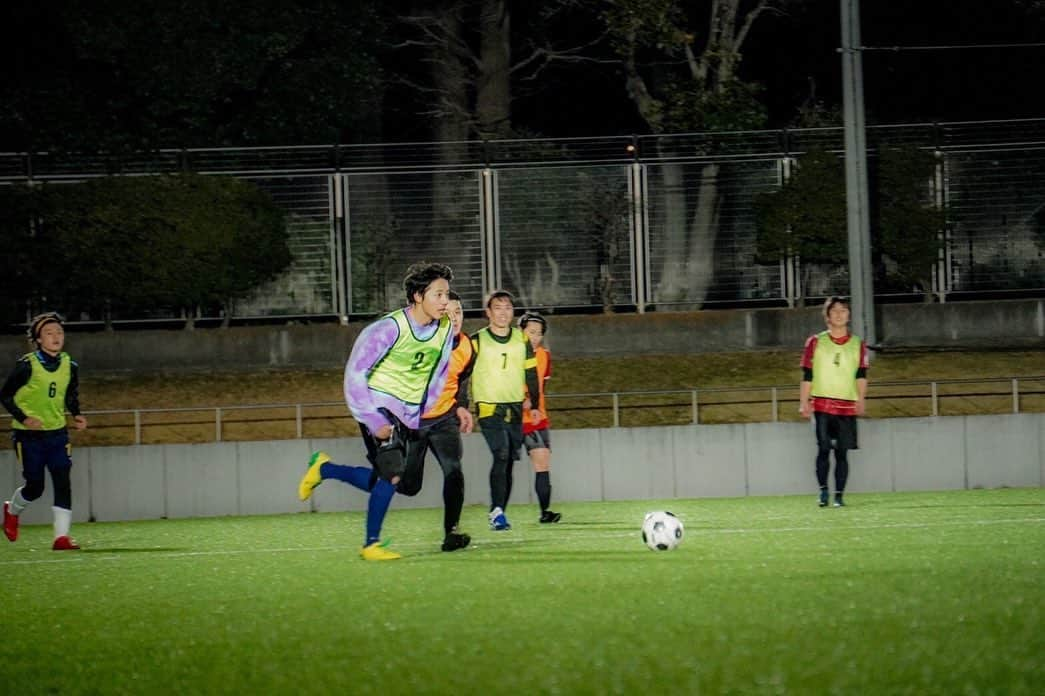 熊木陸斗のインスタグラム：「久々のサッカー！ フットサルも良いけど広いグランドで走り回るのはそれだけで楽しいねー！  #弟を探せ」