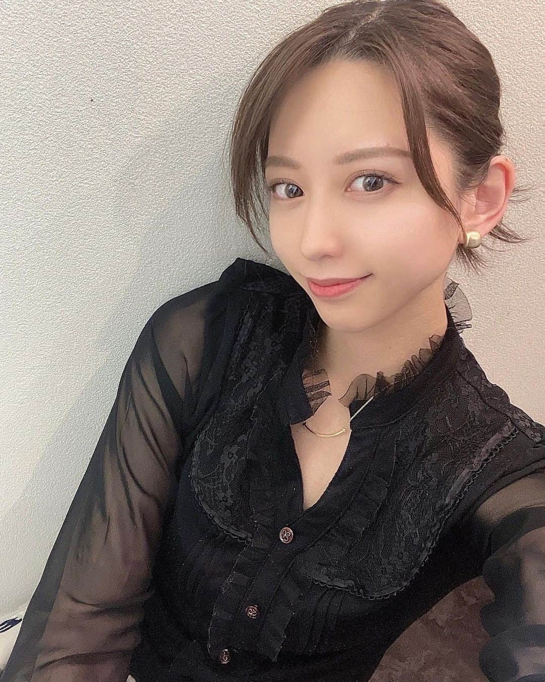 高塚みゆきのインスタグラム：「サロンワークはこんな感じが多め🫡🖤 ︎ ︎ ︎ ︎ ︎ ︎ ︎ ︎ ︎ ︎ ︎ ︎ ︎ ︎ ︎ ︎ ︎ ︎ ︎ ︎ ︎ ︎ ︎ ︎ ︎ ︎ ︎ ︎ ︎ ︎ ︎ ︎ ︎ ︎ ︎ ︎ ︎ ︎ ︎ ︎ ︎ ︎ ︎ ︎ ︎ ︎ ︎ ︎ ︎ ︎ ︎ ︎ ︎ ︎ ︎ ︎ ︎ ︎ ︎ ︎ ︎ ︎ ︎ ︎ ︎ ︎ ︎ ︎ ︎ ︎ ︎ ︎ ︎ ︎ ︎ ︎ ︎ ︎ ︎ ︎ ︎ ︎ ︎ ︎ ︎ ︎ ︎ ︎ ︎ ︎ ︎ ︎ ︎ ︎ ︎ ︎ ︎ ︎ ︎ ︎ ︎ ︎ ︎ ︎ ︎ ︎ ︎ ︎ ︎ ︎ ︎ ︎ ︎ ︎ ︎ ︎ ︎ ︎ ︎ ︎ ︎ ︎ ︎ ︎ ︎ ︎ ︎ ︎ ︎ ︎ ︎ ︎ ︎ ︎ ︎ ︎ ︎ ︎ ︎ ︎ ︎ ︎ ︎ ︎ ︎ ︎ ︎ 色んな方とお話しするのも、業務作業するのも 毎日が新鮮で楽しい\( ˆoˆ )/ ︎ ︎ ︎ ︎ ︎ ︎ ︎ ︎ ︎ ︎ ︎ ︎ ︎ ︎ ︎ ︎ ︎ ︎ ︎ ︎ ︎ ︎ ︎ ︎ ︎ ︎ ︎ ︎ ︎ ︎ ︎ ︎ ︎ ︎ ︎ ︎ ︎ ︎ ︎ ︎ ︎ ︎ ︎ ︎ ︎ ︎ ︎ ︎ ︎ ︎ ︎ ︎ ︎ ︎ ︎ ︎ ︎ ︎ ︎ ︎ ︎ ︎ ︎ ︎ ︎ ︎ ︎ ︎ ︎ ︎ ︎ ︎ ︎ ︎ ︎ ︎ ︎ ︎ ︎ ︎ ︎ ︎ ︎ ︎ ︎ ︎ ︎ ︎ ︎ ︎ ︎ ︎ ︎ ︎ ︎ ︎ ︎ ︎ ♪♪ ︎ ︎ ︎ ︎ ︎ ︎ ︎ ︎ ︎ ︎ ︎ ︎ ︎ ︎ ︎ ︎ ︎ ︎ ︎ ︎ ︎ ︎ ︎ ︎ ︎ ︎ ︎ ︎ ︎ ︎ ︎ ︎ ︎ ︎  ︎ ︎ ︎ ︎ ︎ ︎ ︎ ︎ ︎ ︎ ︎ ︎ ︎ ︎ ︎ ︎ ︎ ︎ ︎ ︎ ︎ ︎ ︎ ︎ ︎ ︎ ︎ ︎ ︎ ︎ ︎ ︎ ︎ ︎ ︎ ︎ ︎ ︎ ︎ ︎ ︎ ︎ ︎ ︎ ︎ ︎ ︎ ︎ ︎ ︎ ︎ ︎ ︎ ︎ ︎ ︎ ︎ ︎ ︎ ︎ ︎ ︎ ︎ ︎ ︎ ︎ ︎ ︎ ︎ ︎ ︎ ︎ ︎ ︎ ︎ ︎ ︎ ︎ ︎ ︎ ︎ ︎ ︎ ︎ ︎ ︎ ︎ ︎ ︎ ︎ ︎ ︎ ︎ ︎ ︎ ︎ ︎ ︎ 早くスパ上手くなる為 レッスンない日は日々イメトレ中🦔⸒⸒ ︎ ︎ ︎ ︎ ︎ ︎ ︎ ︎ ︎ ︎ ︎ ︎ ︎ ︎ ︎ ︎ ︎ ︎ ︎ ︎ ︎ ︎ ︎ ︎ ︎ ︎ ︎ ︎ ︎ ︎ ︎ ︎ ︎ ︎ ︎ ︎ ︎ ︎ ︎ ︎ ︎ ︎ ︎ ︎ ︎ ︎ ︎ ︎ ︎ ︎ ︎ ︎ ︎ ︎ ︎ ︎ ︎ ︎ ︎ ︎ ︎ ︎ ︎ ︎ ︎ ︎ ︎ ︎ ︎ ︎ ︎ ︎ ︎ ︎ ︎ ︎ ︎ ︎ ︎ ︎ ︎ ︎ ︎ ︎ ︎ ︎ ︎ ︎ ︎ ︎ ︎ ︎ ︎ ︎ ︎ ︎ ︎ ︎ ︎ ︎ ︎ ︎ ︎ ︎ ︎ ︎ ︎ ︎ ︎ ︎ ︎ ︎ 👆🏻なんかよく分からないけど メッセージボタン設置してみました、笑 ︎ ︎ ︎ ︎ ︎ ︎ ︎ ︎ ︎ ︎ ︎ ︎ ︎ ︎ ︎ ︎ ︎ ︎ ︎ ︎ ︎ ︎ ︎ ︎ ︎ ︎ ︎ ︎ ︎ ︎ ︎ ︎ ︎ ︎ ︎ ︎ ︎ ︎ ︎ ︎ ︎ ︎ ︎ ︎ ︎ ︎ ︎ ︎ ︎ ︎ ︎ ︎ ︎ ︎ ︎ ︎ ︎ ︎ ︎ ︎ ︎ ︎ ︎ ︎ ︎ ︎ ︎ ︎ ︎ ︎ ︎ ︎ ︎ ︎ ︎ ︎ ︎ ︎ ︎ ︎ ︎ ︎ ︎ ︎ ︎ ︎ ︎ ︎ ︎ ︎ ︎ ︎ ︎ ︎ ︎ ︎ ︎ ︎ #サロンワーク #ヘアサロン #アシスタント #阪急池田駅前 #池田市 #日常 #selfie #アップヘア #アップスタイル #黒コーデ #セルフアレンジ #セルフヘアアレンジ #ヘッドスパ #美容 #大阪美容室 #MILIA #ミリア池田」