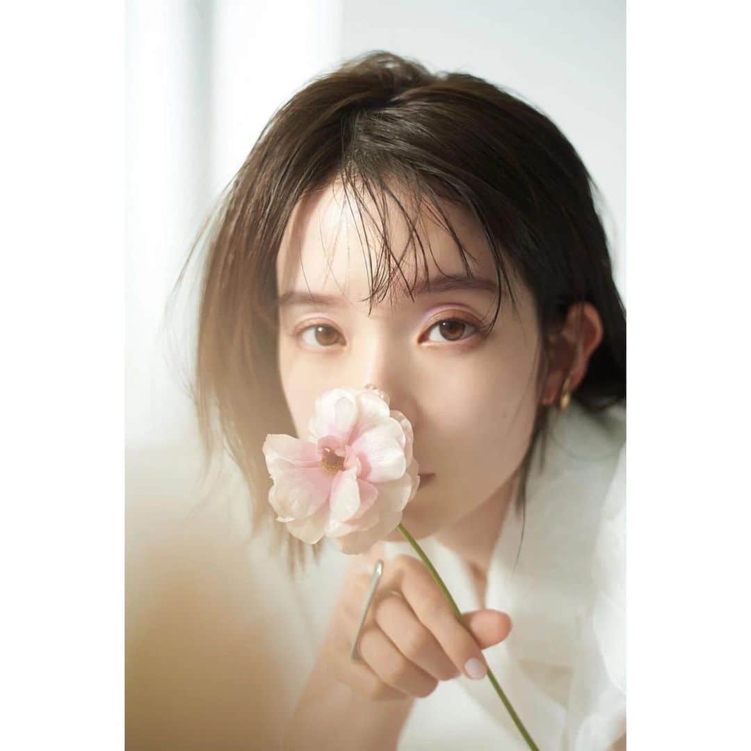 弘中綾香　ファンアカウントのインスタグラム：「弘中綾香アナ✿.*･  #弘中綾香 #弘中ちゃん #弘中アナ #女子アナ #アナウンサー」