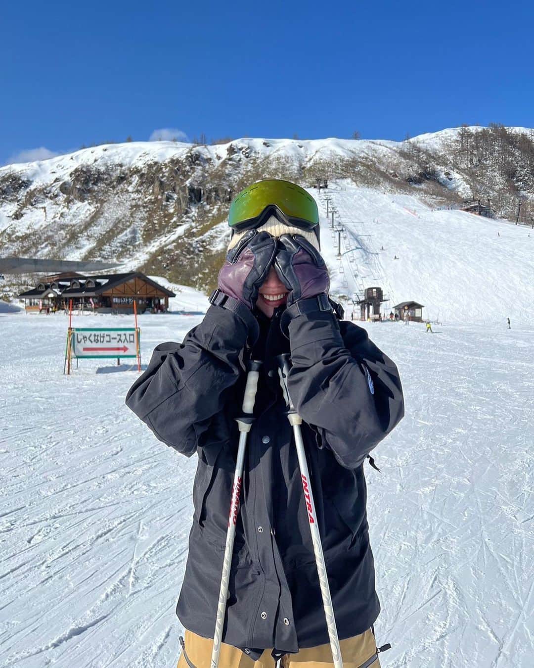 水沢エレナさんのインスタグラム写真 - (水沢エレナInstagram)「スキーに夢中になっている冬😛⛷   #スキー  #雪」2月16日 22時43分 - erena_mizusawa_official