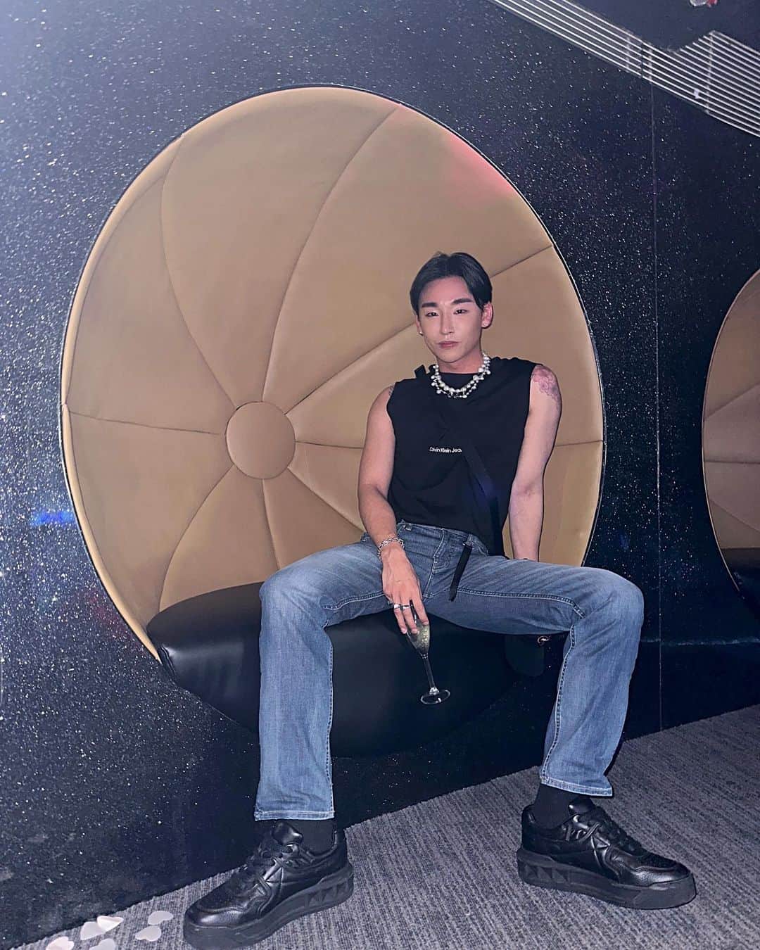 Noah（ノア）さんのインスタグラム写真 - (Noah（ノア）Instagram)「Feelin' alive! Be proud and love!  Thank you for being with us @calvinklein 🏳️‍🌈🥳♥️  #TaikiNoah#mycalvins#MardiGras」2月16日 23時13分 - noah_bbb