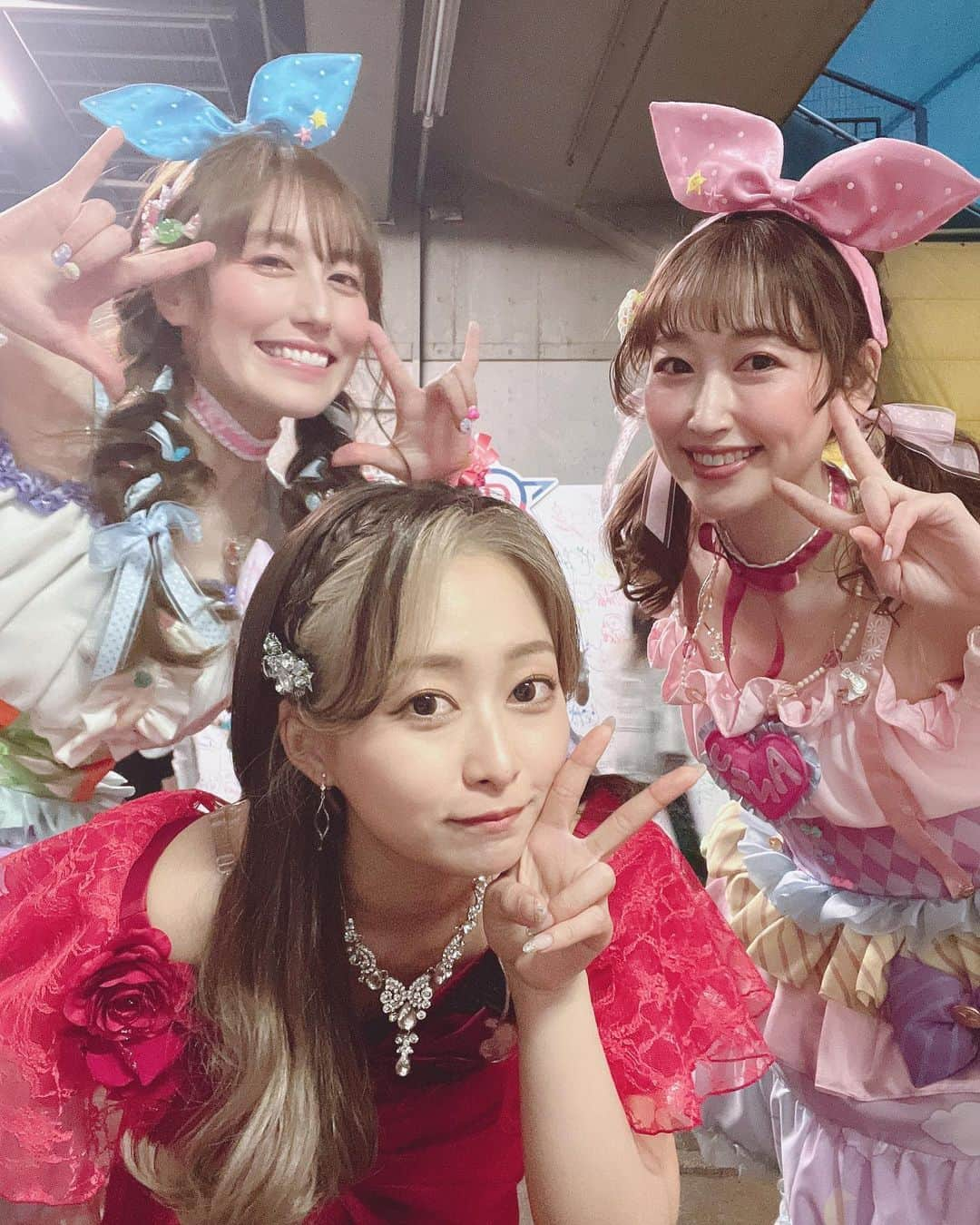 松嵜麗さんのインスタグラム写真 - (松嵜麗Instagram)「縦写真！  ふふ、だまゆちゃん☺ かわいいやつめ🥰 #アイマスmoiw2023  #アイマスmoiw2023_day2」2月16日 23時18分 - reiandbob