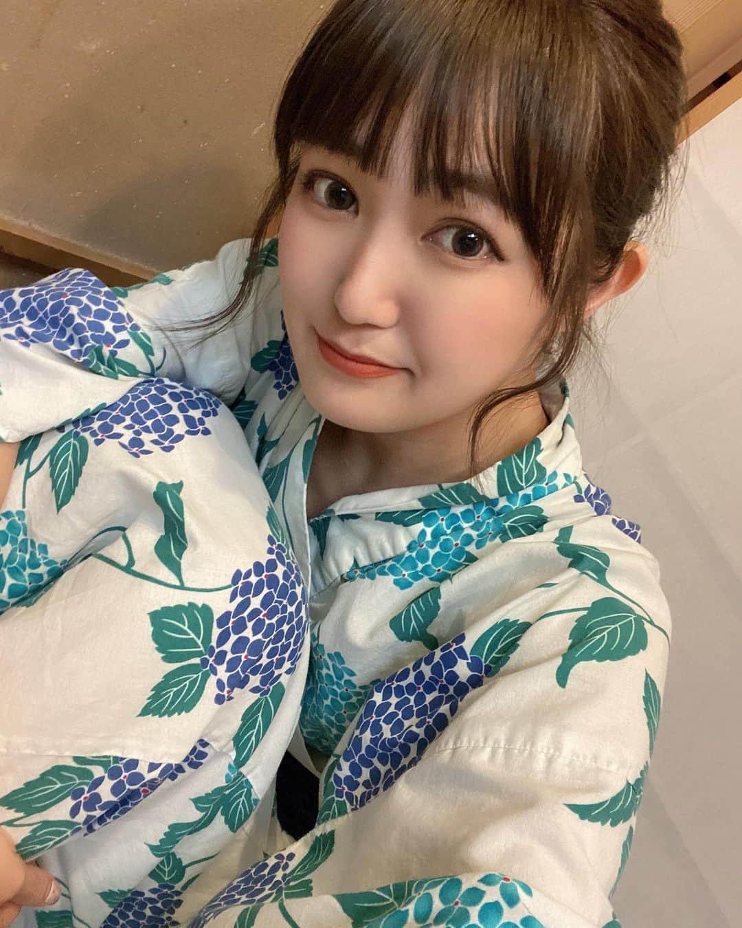 井川なつさんのインスタグラム写真 - (井川なつInstagram)「温泉行きたい！ • • #浴衣 #浴衣女子 #アイドル #ポニーテール #浴衣ヘアアレンジ #idol #彼女感 #温泉デート #fyp #おすすめ」2月16日 23時18分 - igawanatsu