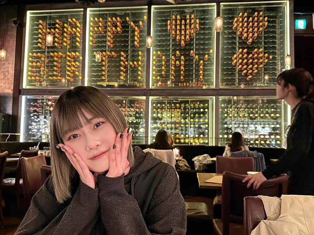 上下碧さんのインスタグラム写真 - (上下碧Instagram)「28歳になりました、28歳のうえしたとも仲良くしてください」2月16日 23時40分 - ueshita_ao
