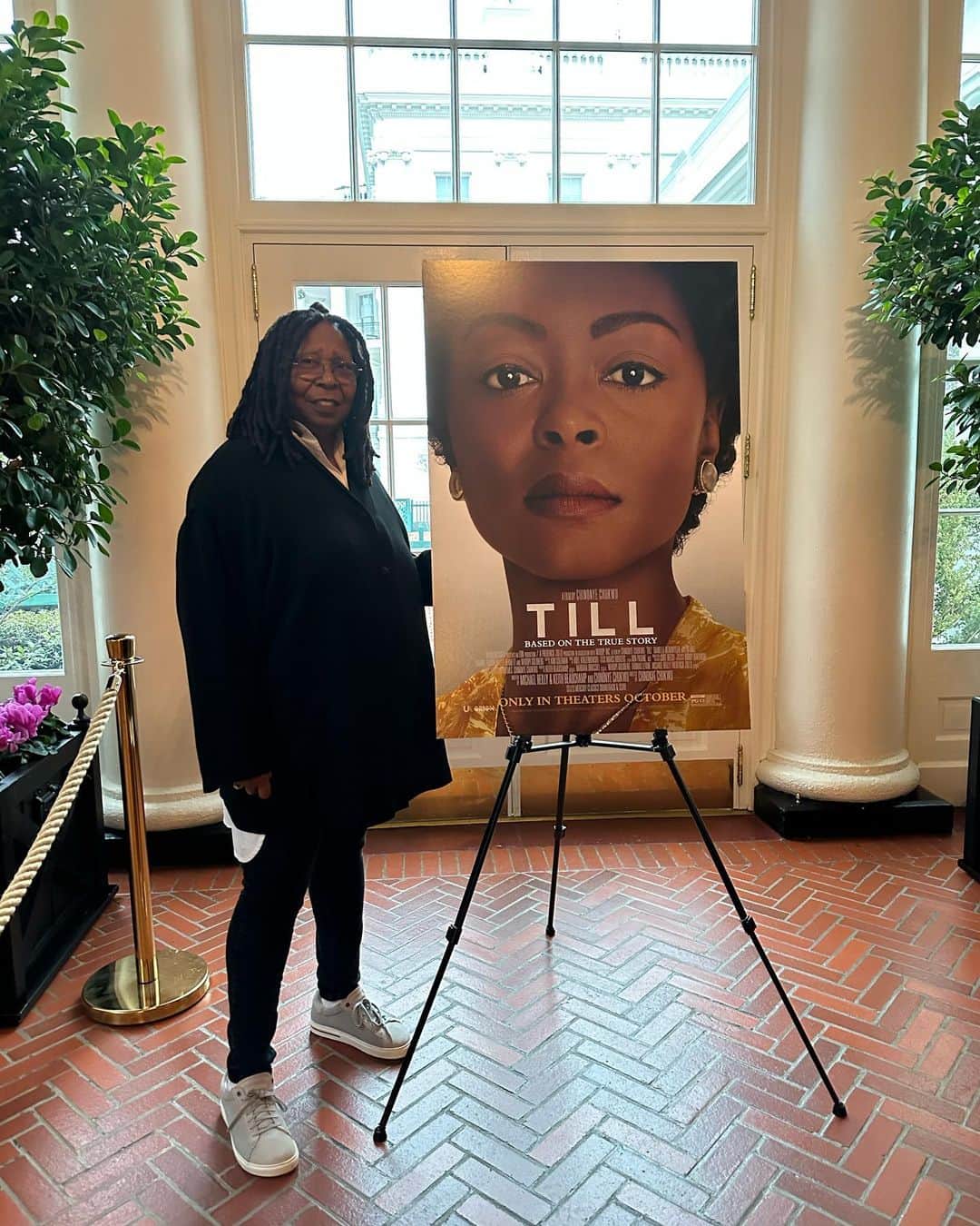 ウーピー・ゴールドバーグのインスタグラム：「At the White House for TILL」