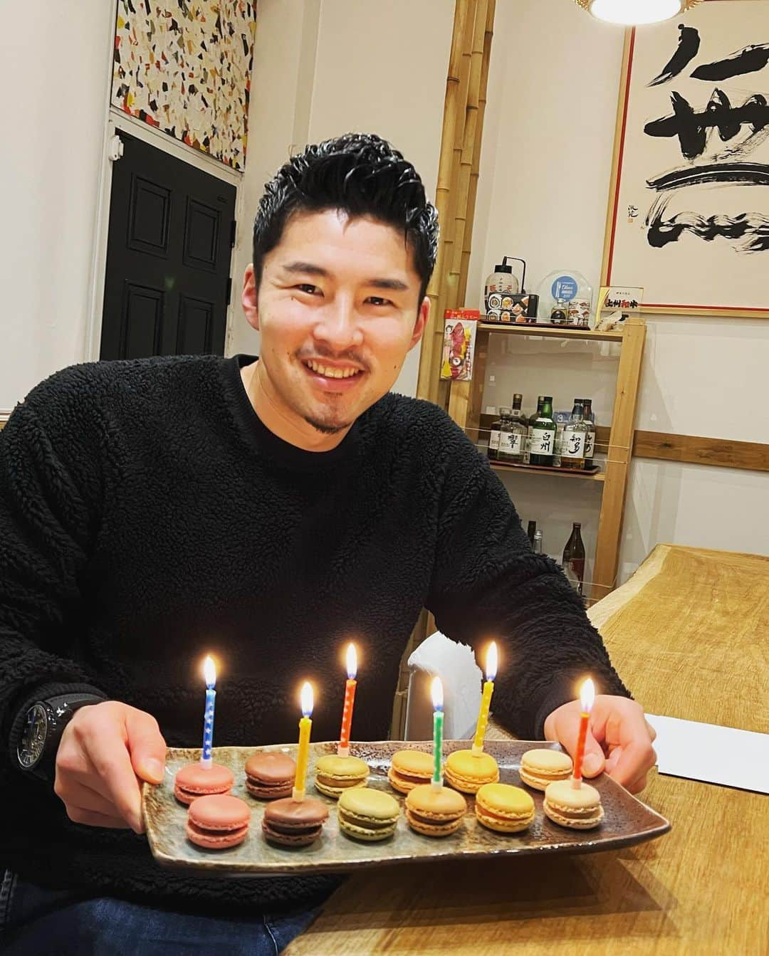 中山雄太さんのインスタグラム写真 - (中山雄太Instagram)「The 26th Bday  Thanks for a lots messages. Delighted to welcome the 26th Bday.  I am grateful to you who care about myself. I haven’t showed you myself since I was injured but I’ve been good and have been spending time to turn the tragedy into a comedy.   Let’s do whatever I should now in any case and enjoy that  多くの誕生日のメッセージをありがとうございます。こうして26歳を迎えられていることを嬉しく思います。  自分自身を気にかけてくれている方々に感謝します。怪我から余り姿をお見せすることはありませんが、あの瞬間を意味のあるものに変えるために日々を送っています。いかなる場合でも今やるべきことを楽しんでやっていきます。  #my26thbirthday #thanks」2月17日 8時29分 - y_5_nakayama