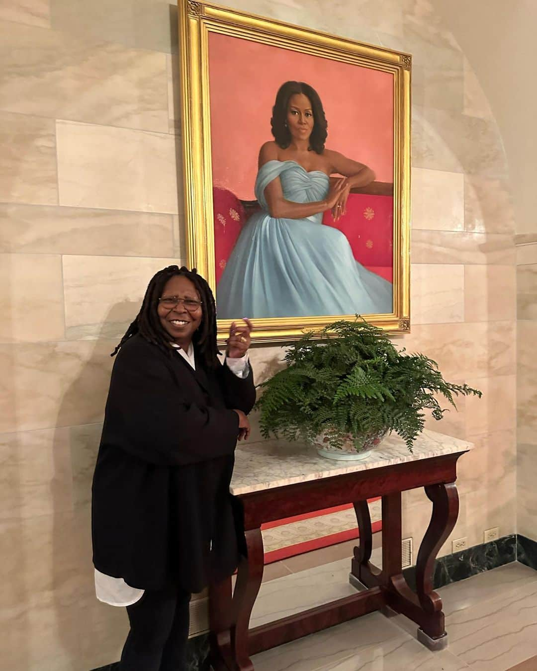 ウーピー・ゴールドバーグのインスタグラム：「The White House with Michelle」