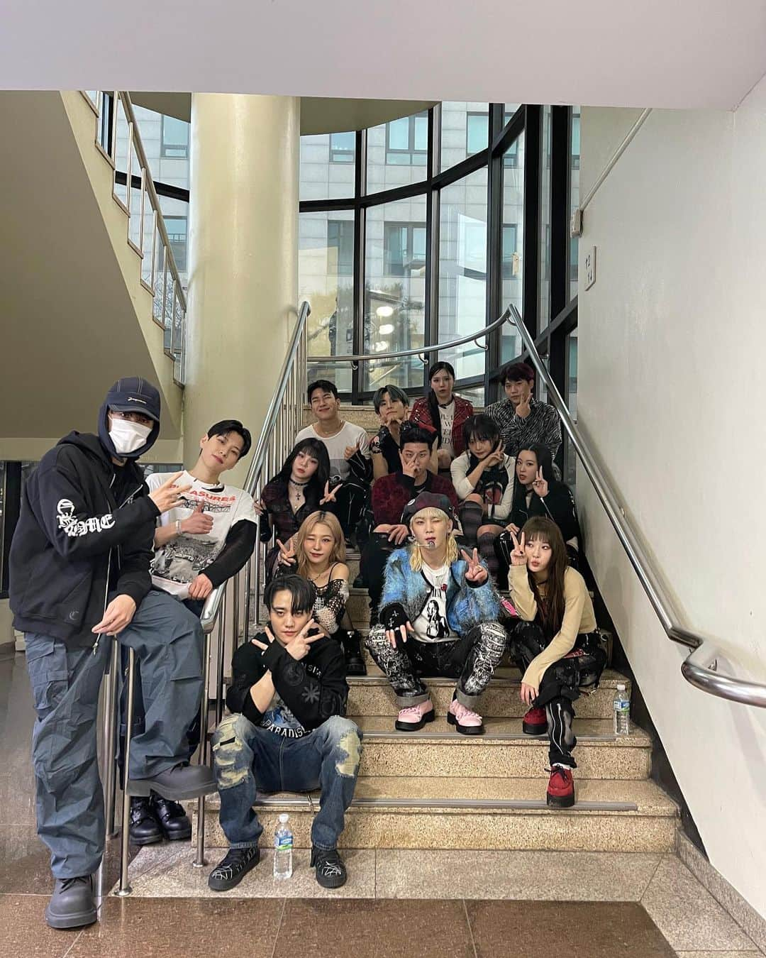 Kasperのインスタグラム：「Shout out to Team Killer  @bumkeyk  @jihoonkim_0127 @biggle___ @yamakasi.34 @rootspace_ @minsooyunn @_sungchan_1019 @rozallllll @sk8soxer @onlyoneyoujin @haeun_s0ng @suzyhong_ @varaleey」