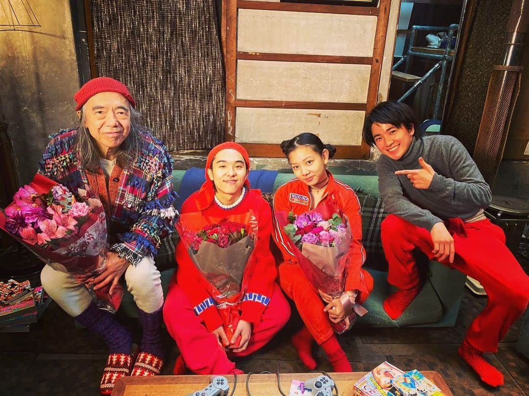若林時英のインスタグラム：「#netflix  #firstlove初恋  #candid」