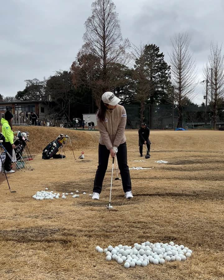 辻梨恵のインスタグラム：「合宿第2クール終了！ 今年も修善寺カントリークラブの素晴らしい環境で、たくさん練習させて頂きました⛳️🏌️‍♀️ ありがとうございました😊❗️ . まだまだここから✊✊✊ . #修善寺カントリークラブ #Team3284」