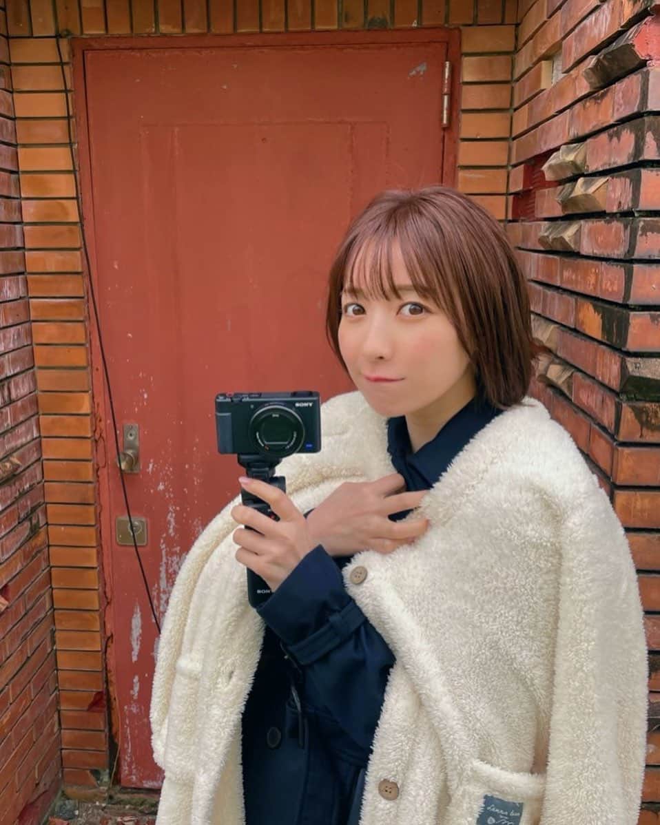 のインスタグラム：「🌺📸 . . . 昨日で２日間のグラビア撮影が終わりました！ なんとロケ地は数年ぶりの沖縄！！！🌺🏖 作品をお届けできる日をお楽しみに〜〜！」