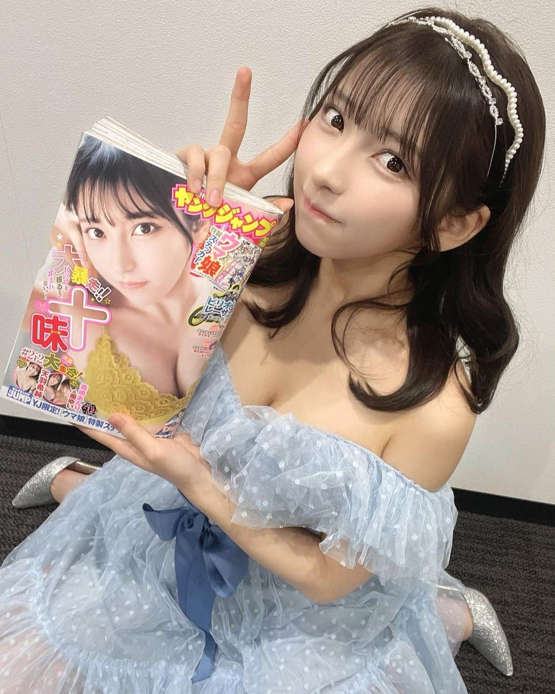 のインスタグラム：「#ヤンジャンニーニ号 発売イベントありがとうございました！ 不安もあったんだけど、みんな平日なのに来てくれてほんとに嬉しかった😭  ありがとう！とか、ただいまー！って伝えられて嬉しかったです…！  これからも #2i2 沢山いい報告できるように頑張ります！応援よろしくお願いします😭」