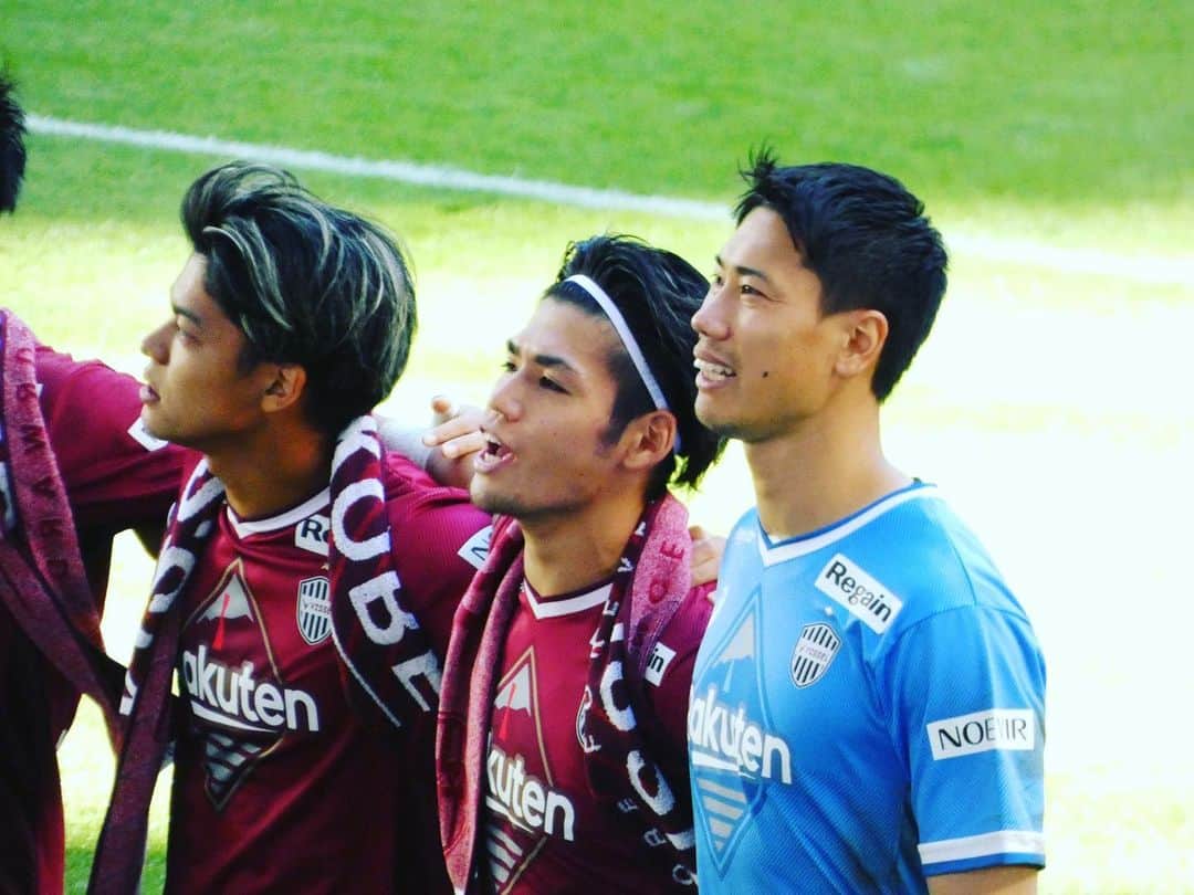 のインスタグラム：「ついに明日開幕。 大事な初戦ヴィッセルファミリー全員でスタジアムを埋め尽くそう！ みんなで神戸讃歌うたおう！  #ゴリラ #明日みんなスタジアムに来てね！ #最高の雰囲気にしよ」
