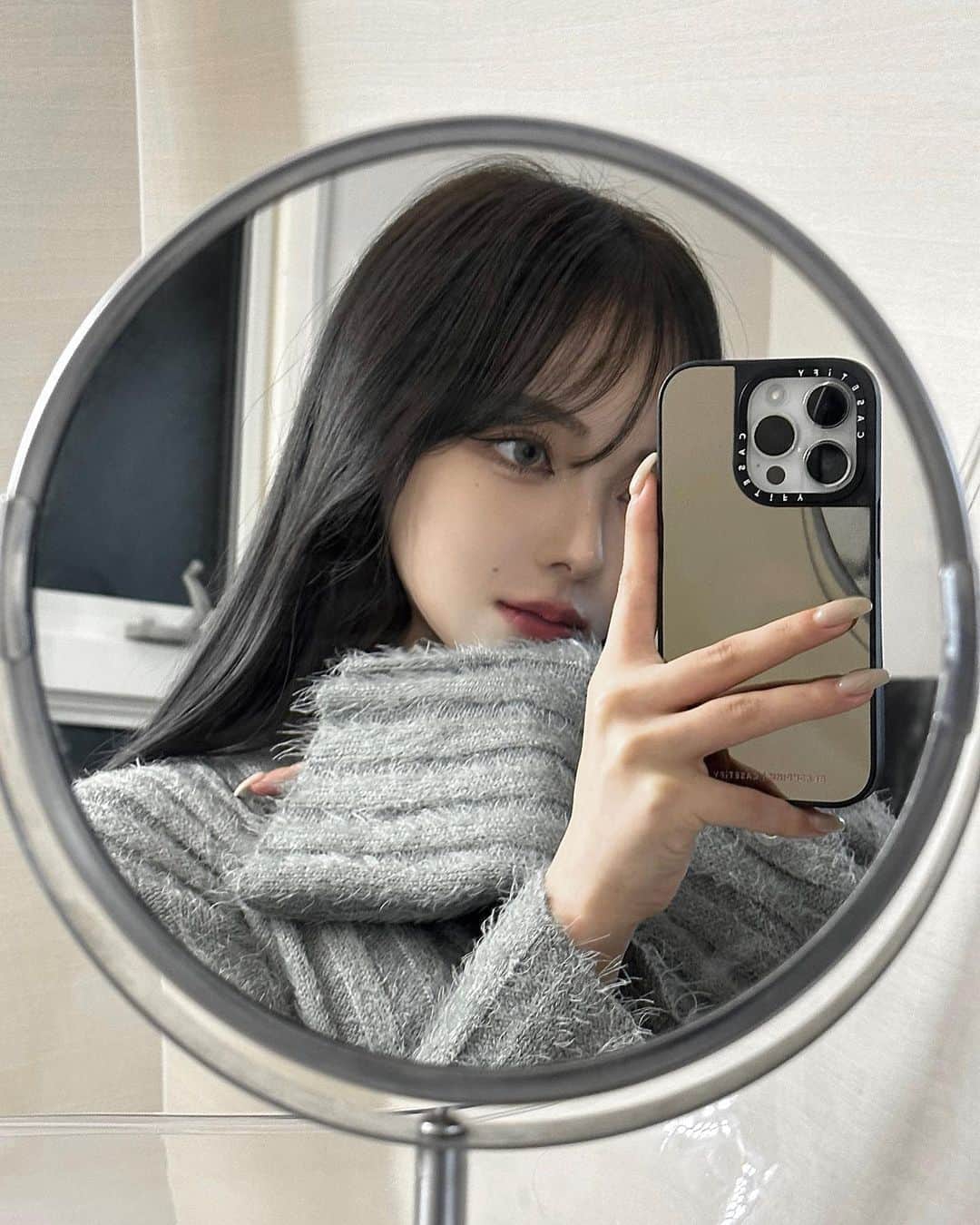 葉月ひまりのインスタグラム：「…🐈‍⬛」