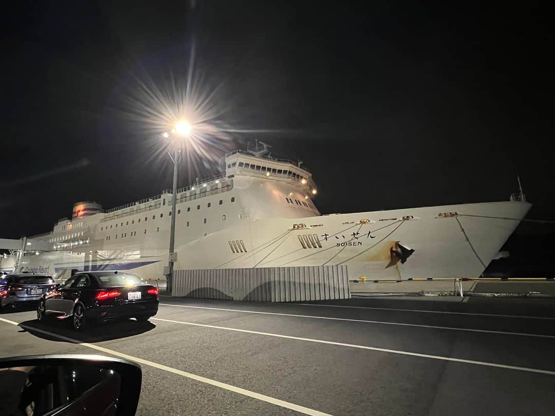 野口克也さんのインスタグラム写真 - (野口克也Instagram)「さらに船を乗り継いで横須賀まで！」2月17日 23時10分 - stratoblue
