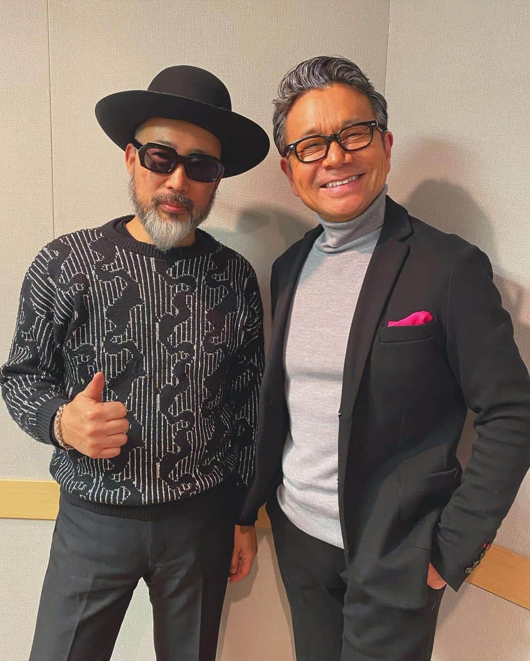 伊津野亮のインスタグラム：「#沖野修也さんと 前半サシトーク！ 後半ハネキンMIXを聴いて #TJO最高だ！と 言ってくれた沖野さん #TJOさんの #citypopmixで跳ねて @fkalc_junfukunaga さんの #skrillex新譜情報で なるほど！っと タメになった120分 #icocoon最高の番組やん 笑笑！自画自賛 聴いていただきありがとう ございました！」