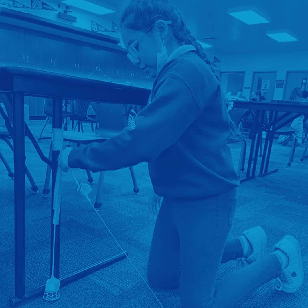 Panasonicのインスタグラム：「Our partnership with @girlsmoonshot has supported their STEM Next initiative, which creates opportunities for millions of young people and aims to close the gender gap in STEM careers. 💙 STEM Next has reached 105,339 after school educators and connected over 1 million girls in 34,222 programs! 👏」