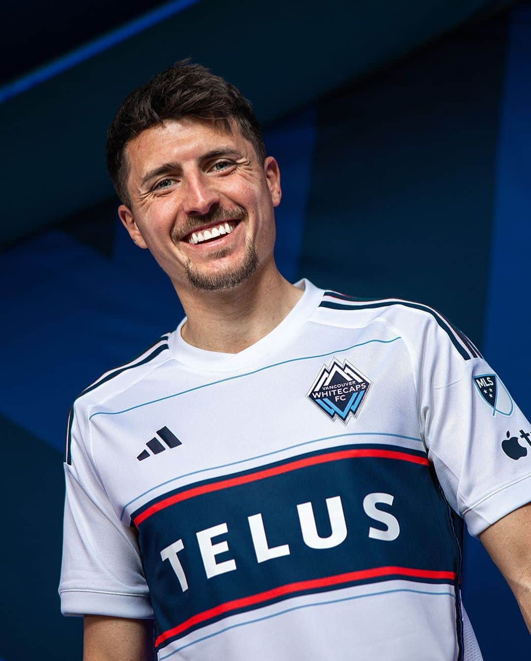 アレッサンドロ・シェプフのインスタグラム：「8 DAYS AWAY!  Introducing our new no 8, Alessandro Schöpf 👕  #MLSisBack on February 25. Support the boys as they take on @realsaltlake at BC Place 🔗 link in bio   #VWFC | #TogetherWeDare」