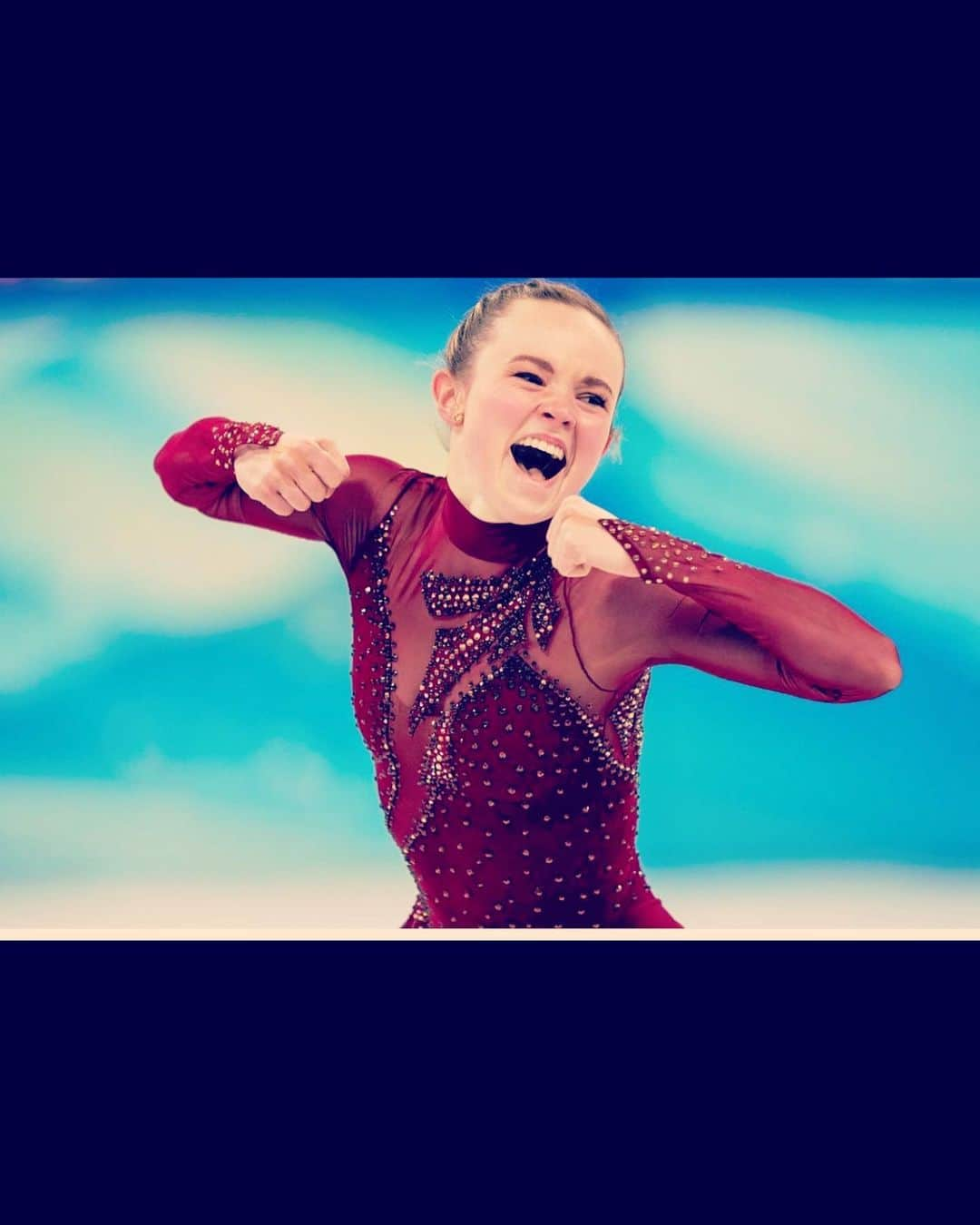 マライア・ベルさんのインスタグラム写真 - (マライア・ベルInstagram)「I can't believe it's already been  a year❤️ so grateful for my Olympic experience, and to have shared it with  my amazing teammates!」2月18日 4時48分 - mariahsk8rbell