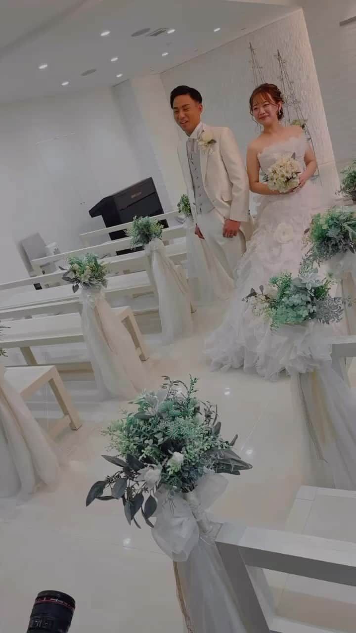 のインスタグラム：「. . wedding dress shoot...𓂃 𓈒𓏸𑁍‬ . . . @daishin.sosha_wedding  ୨୧┈┈┈┈┈┈┈┈┈┈┈┈୨୧┈┈┈┈┈┈┈┈┈┈┈┈  【お知らせ】 . 2023年2月11日でチャペルシュテルンは11周年をむかえます* .  これまで来店下さった皆様のおかげだと、心より感謝しております‪⸜♡⸝‍‬ . . 日頃の感謝を込めて、特別プランをご用意いたしました𓂃 𓈒𓏸𑁍‬ . . ┈┈┈┈┈┈┈┈┈┈┈┈┈┈┈┈┈┈┈ 2/1～2/28の期間に新規来店＆撮影で  データフォトプランを20％OFFでご案内させていただきます* . 【データフォトプラン2着】　　 通常価格￥108.900　—20％OFF→　￥87.120 ・新郎新婦衣装各2着　和装・洋装組み合わせは自由！ ・小物一式 ・ヘアメイク/着付 ・データ100カット   【データフォトプラン1着】　　 通常価格￥84.700　—20％OFF→　￥67.760 ・新郎新婦衣装各1着 ・小物一式 ・ヘアメイク/着付 ・データ50カット   データフォトプランがお得に撮影いただけるチャンスです* (※他キャンペーンとの併用不可) . . 皆様のお問い合わせお待ちしております𖤣𖥧𖥣｡𖤣」