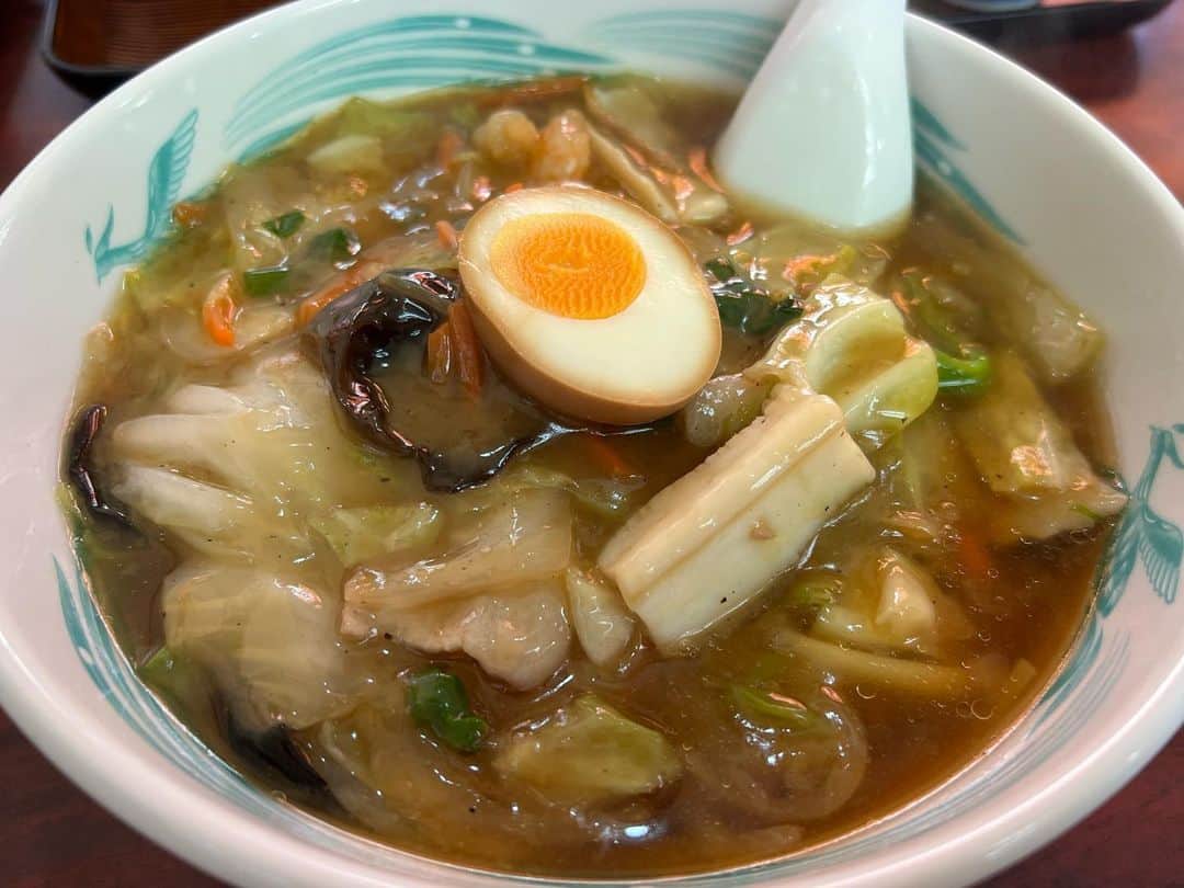 のインスタグラム：「私が愛してやまない五目あんかけラーメン🍜 ライスにも合うしビールにも合うやつ🍺」