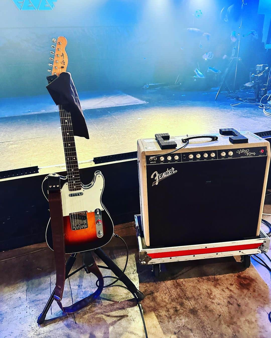 のインスタグラム：「本日はMVの演奏シーンの撮影。 「Where we are」です。  #セカイイチ」