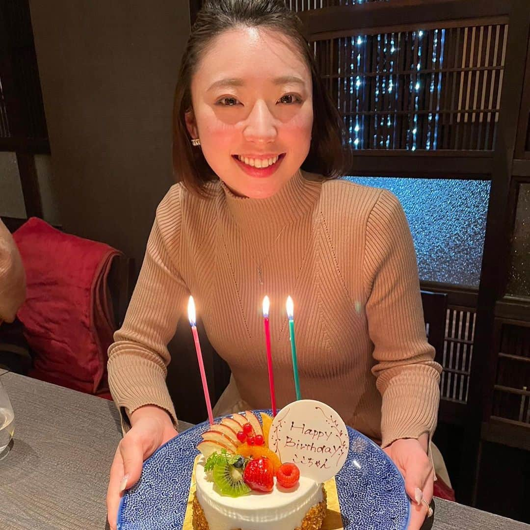 椿ここさんのインスタグラム写真 - (椿ここInstagram)「今年はたくさんの方がbirthdayをお祝いしてくれました🤍✨ ありがとうございました🤭💕  お誕生日のお食事会も色々な方が何回も開催して頂いてとっても幸せでした🥺💕」2月18日 15時17分 - coco.tsubaki