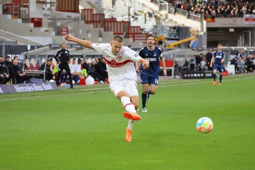 ヴァルデマール・アントンのインスタグラム：「Endlich !!! #wowa⛰️ @vfb」