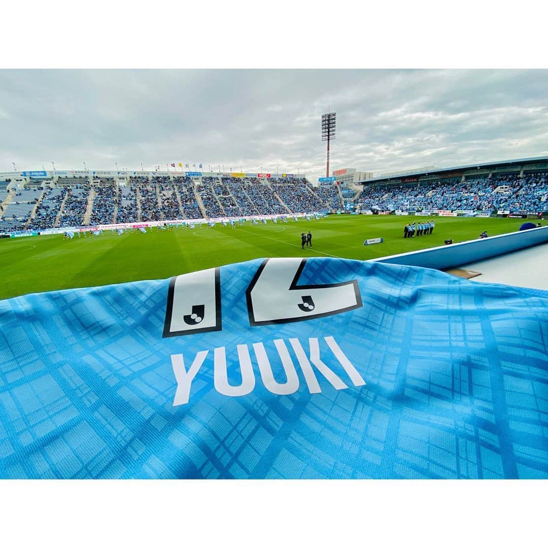 YUUKIさんのインスタグラム写真 - (YUUKIInstagram)「. Jubilo Iwata⚽️ . 作曲させていただいた #スピラスピカ さんの #最響未来ファンファーレ 。 ハーフタイムショーで歌う姿、タオルを回すサポーターを見てグッときました。 なにより幹葉ちゃんの歌詞が最響なのでそこにも注目して聴いてください！ . #jubiloiwata #yamahastudium #yamaha #japan #shizuoka #Iwata」2月18日 17時55分 - unione_yuuki