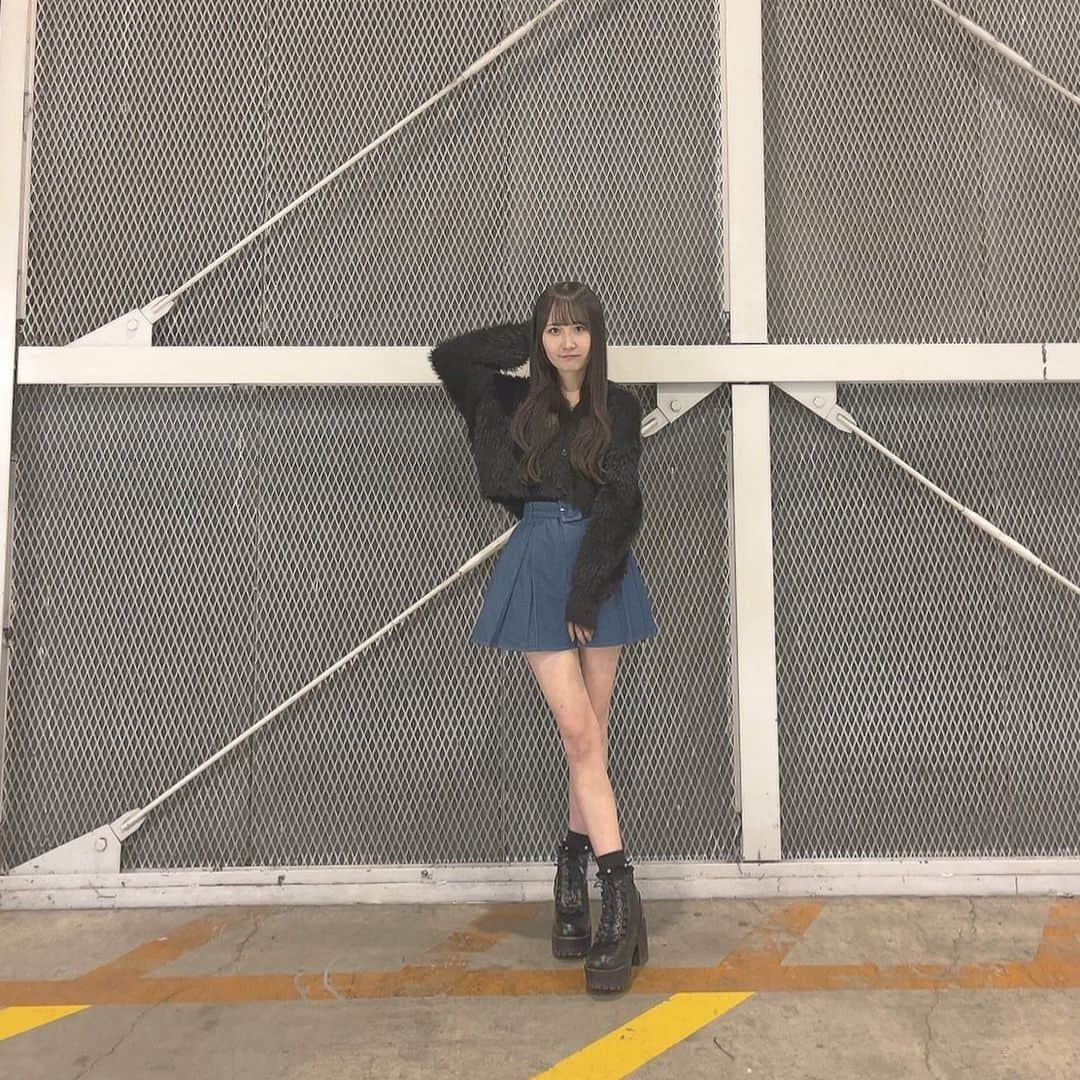 山邊歩夢のインスタグラム：「🖤🫶🏻🤍 * * 今日の私服 * *」