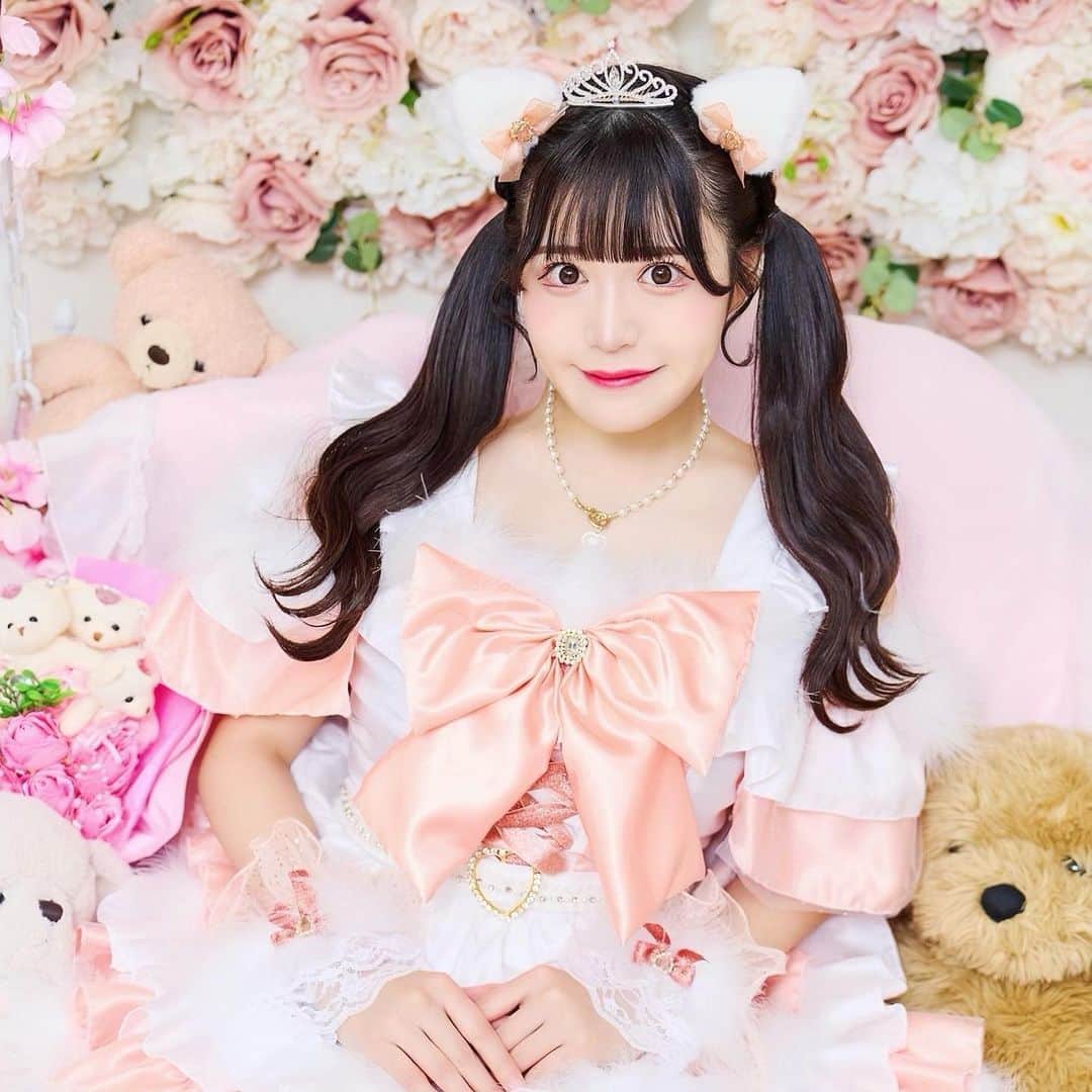 木咲りんのインスタグラム：「* ⋆ 世界で一番お姫様だった？👸🏼🌸 ⋆ * #idol#cosplay#cosplaygirl#japaneseidol#japanesegirl#asiangirls#asianbeauty#アイドル#アイドルヘア#生誕衣装#コスプレ女子#生誕祭#乃木坂46#アイドルマスター#お姫様#コスプレ#コンカフェ嬢#アイドル衣装#地雷系女子#コスプレイヤー#インスタグラビア#ツインテール#メイド#プリンセス#撮影会モデル#粉我#偶像#데이트#그녀#아이돌」