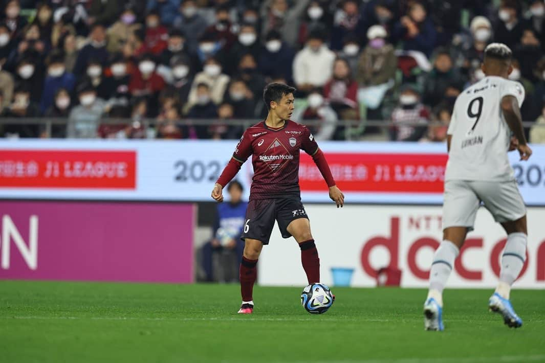 齊藤未月さんのインスタグラム写真 - (齊藤未月Instagram)「. Important 3 points!!!  #visselkobe  #楽天モバイル #ヴィッセル神戸 #開幕戦 #16」2月18日 20時46分 - mitsukisaito