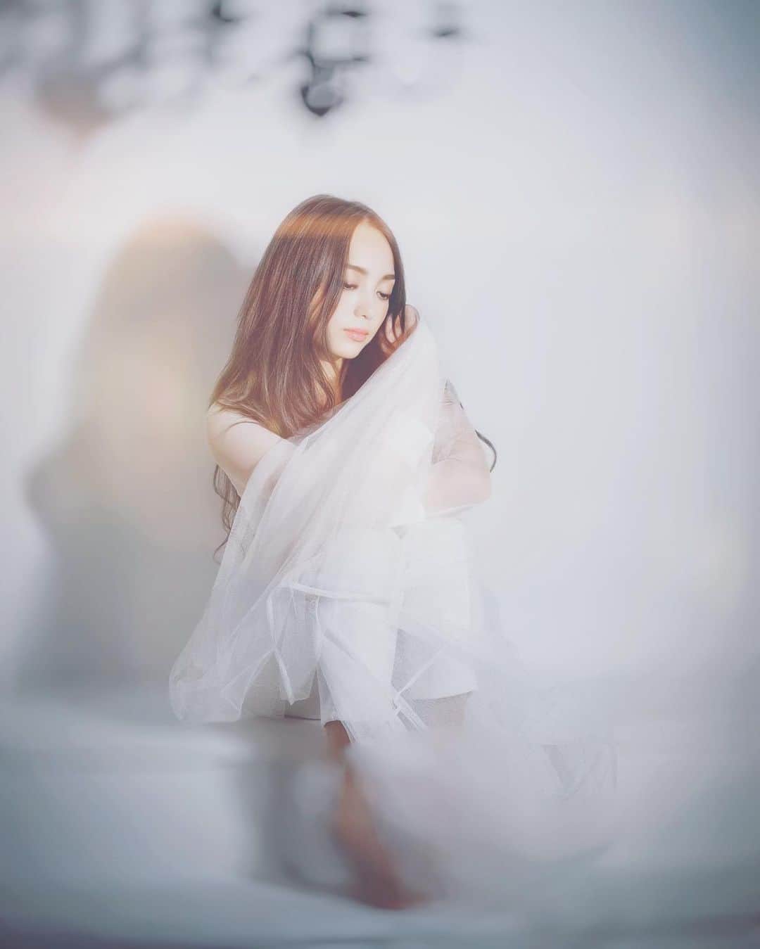 森本ナムアのインスタグラム：「rope  MV公開は２月末公開予定…📽  #musicvideo #公開　#comingsoon」