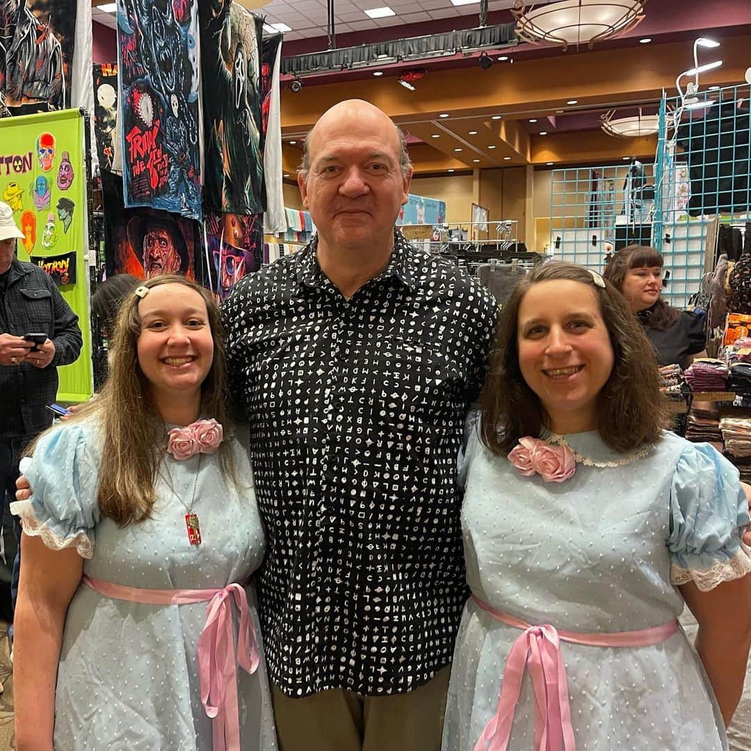 ジョン・キャロル・リンチのインスタグラム：「Pictures of me and the twins #madmonsterpartycharlotte c’mon by!」