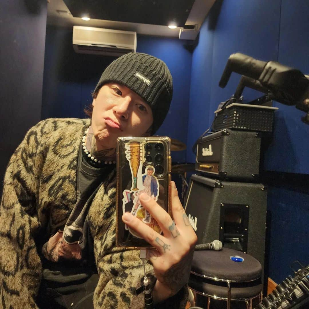 テイルさんのインスタグラム写真 - (テイルInstagram)「🎧」2月18日 21時43分 - 2taeil2