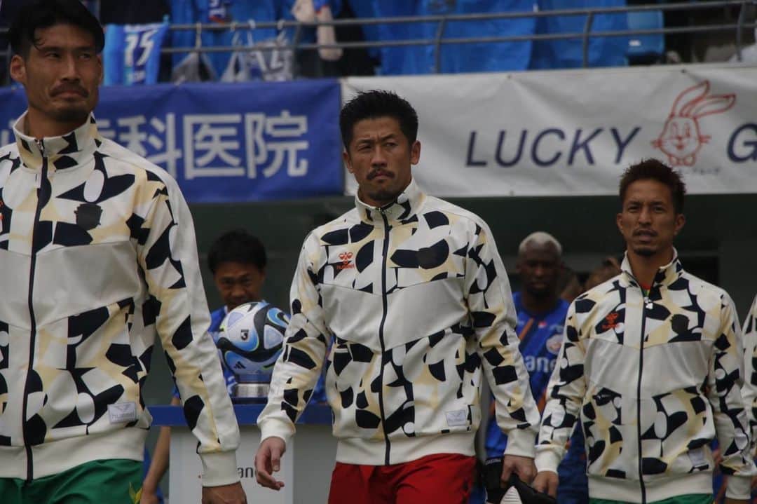 新井章太のインスタグラム：「2023開幕 長崎　1-0◯  応援ありがとうございました✨次はホームで会いましょう！！  #一体感」