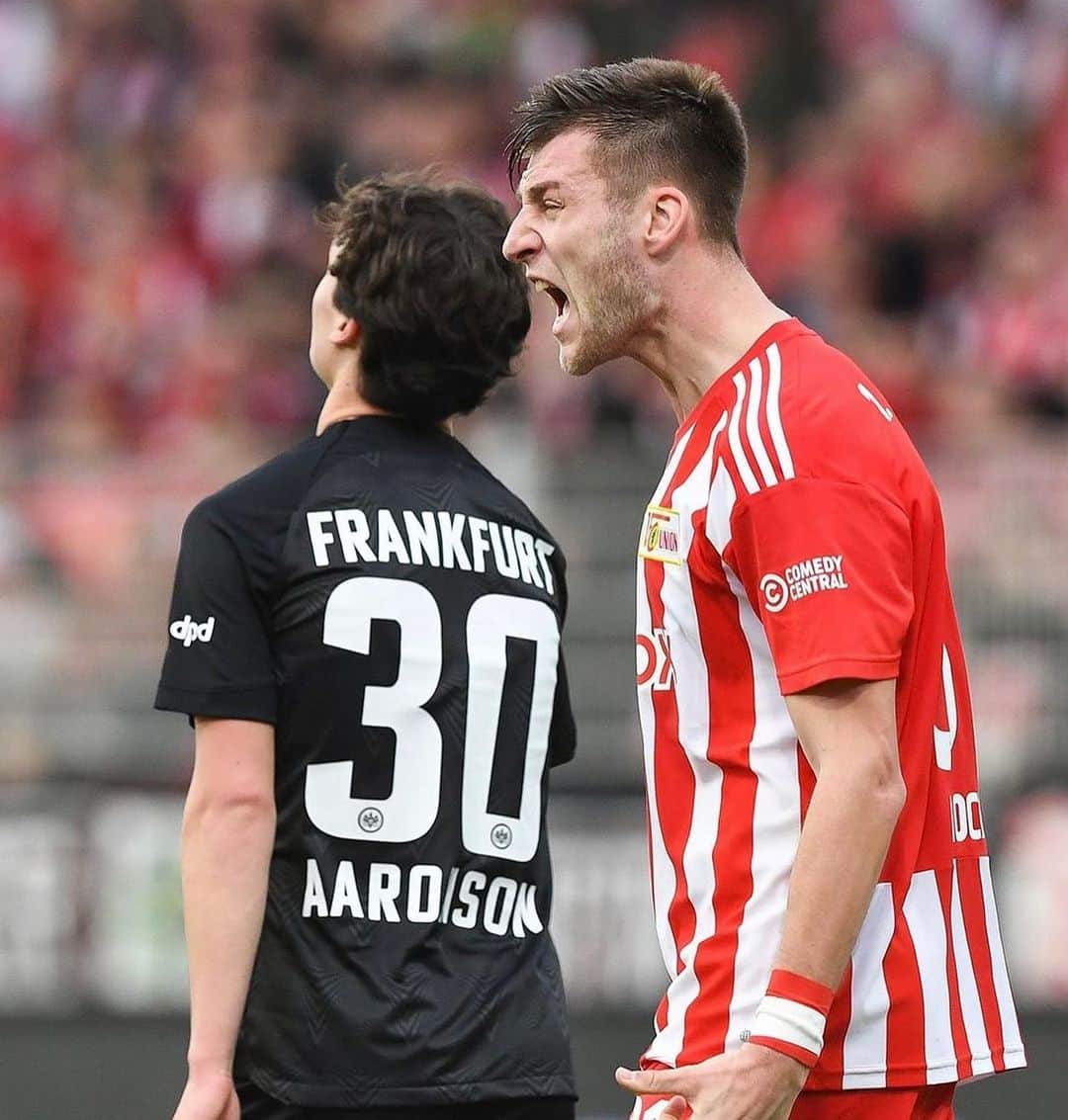 ロビン・クノッヘのインスタグラム：「Festung alte Försterei 🔴⚪️  Guter Abschluss vor der Länderspielpause💪🏻🙌🏼 #RK31 #EinTeam #Union」